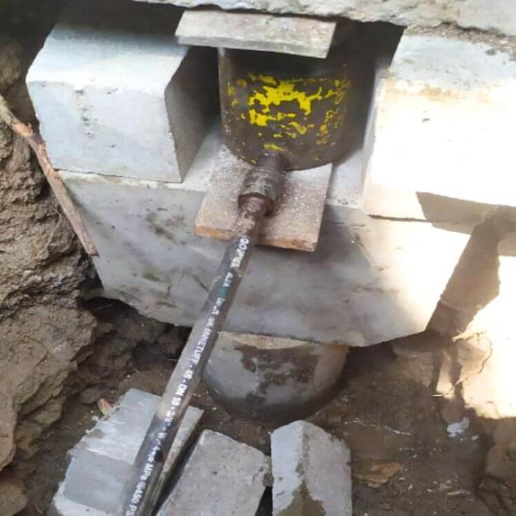 Realização de estacas mega.